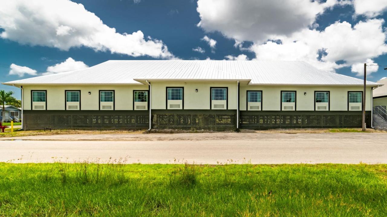 Everglades Adventures Hotel Suites By Ivey House Экстерьер фото